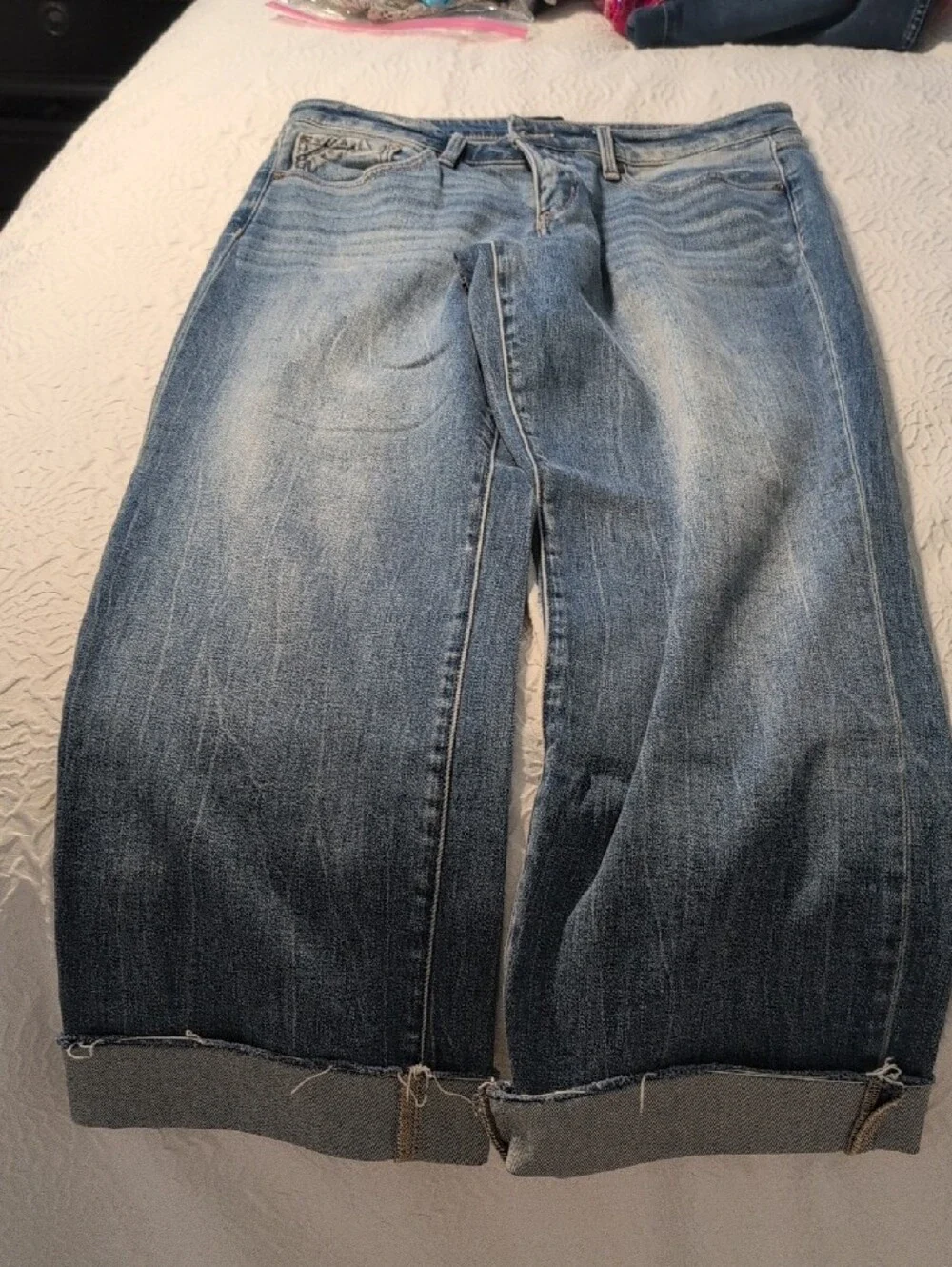 Women's Buckle Black Cropped Wide Leg Jeans